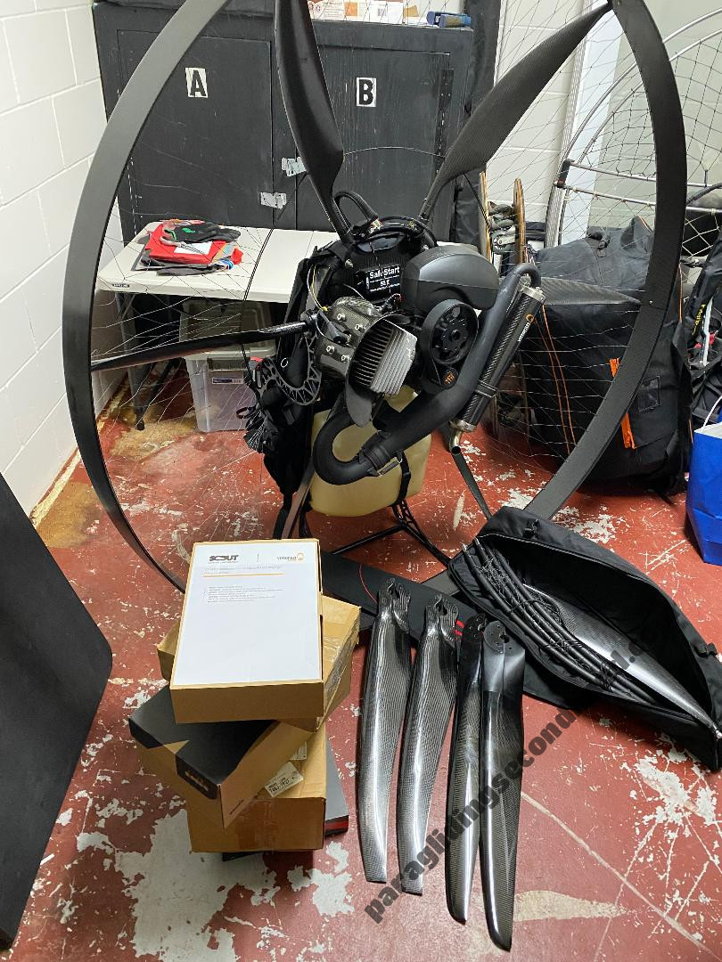 Scout -Vittorazi Moster 185 Plus, Nova canopy, custom harness with integrated water rescue system