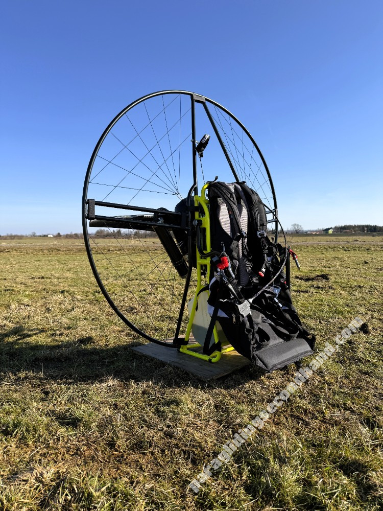 Vittorazi Moster 185 paramotor | Like NEW | Only 3 Flight Hours | Excellent Condition