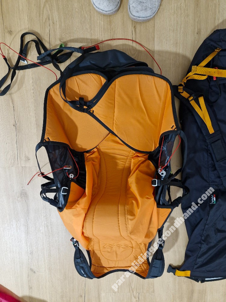 Woody Valley Crest, S, 2024