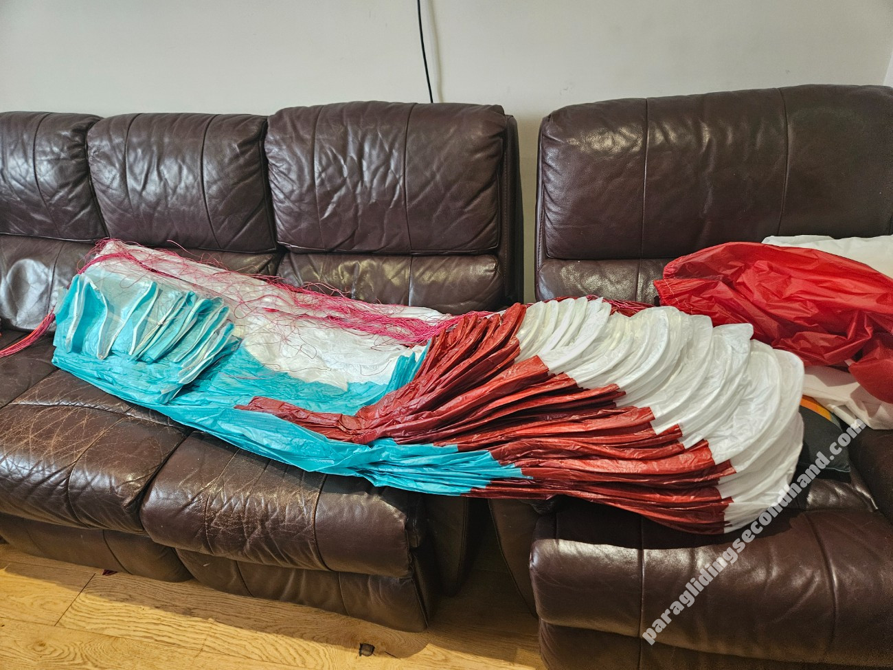 GIN Gliders Explorer 2, S, 2024, (75-95kg), 102h