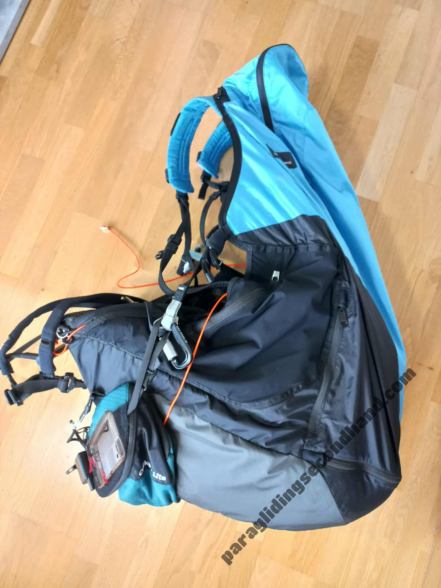 Advance Boundless, M, 2025 - Imagen 3