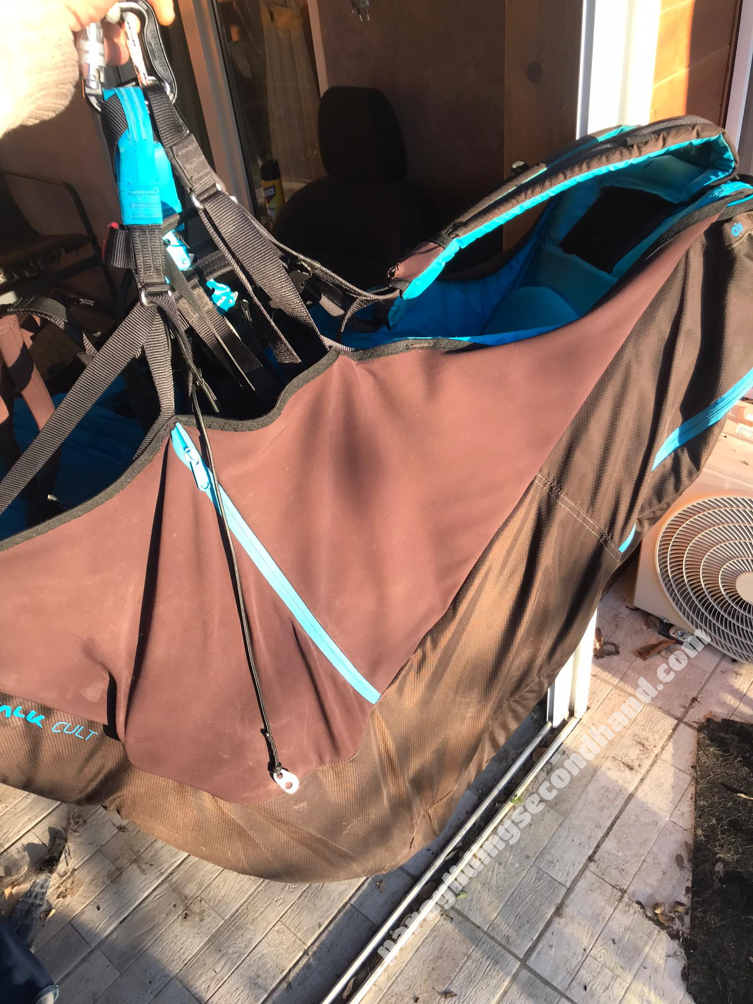 Skywalk Cult 4, L, 2010 - Image 2