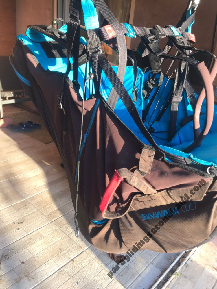 Skywalk Cult 4, L, 2010 - Image 5