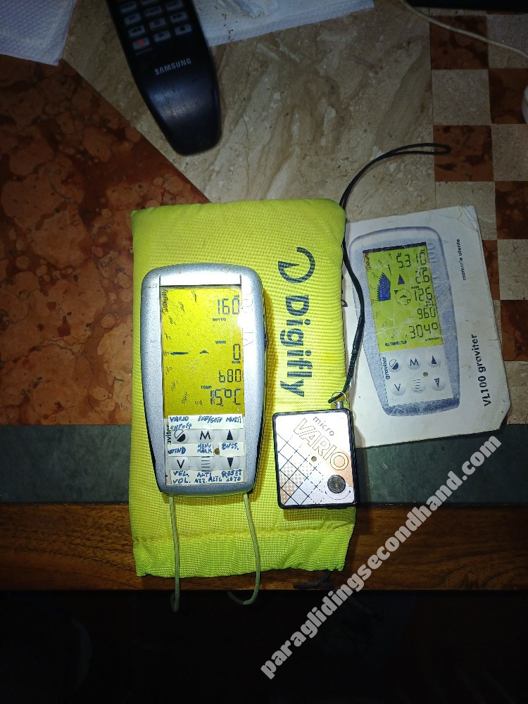 Vendo in blocco 2 variometri: un graviter DIGIFLY ed un microvario solo acustico superleggero - Image 2