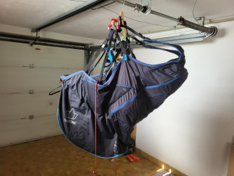 Triple Seven 777 Throne, L