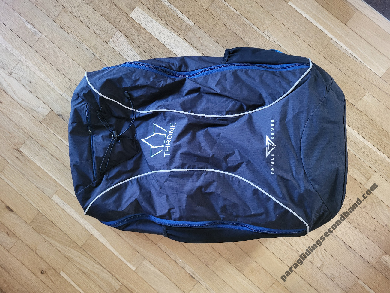 Triple Seven 777 Throne, L - Image 4