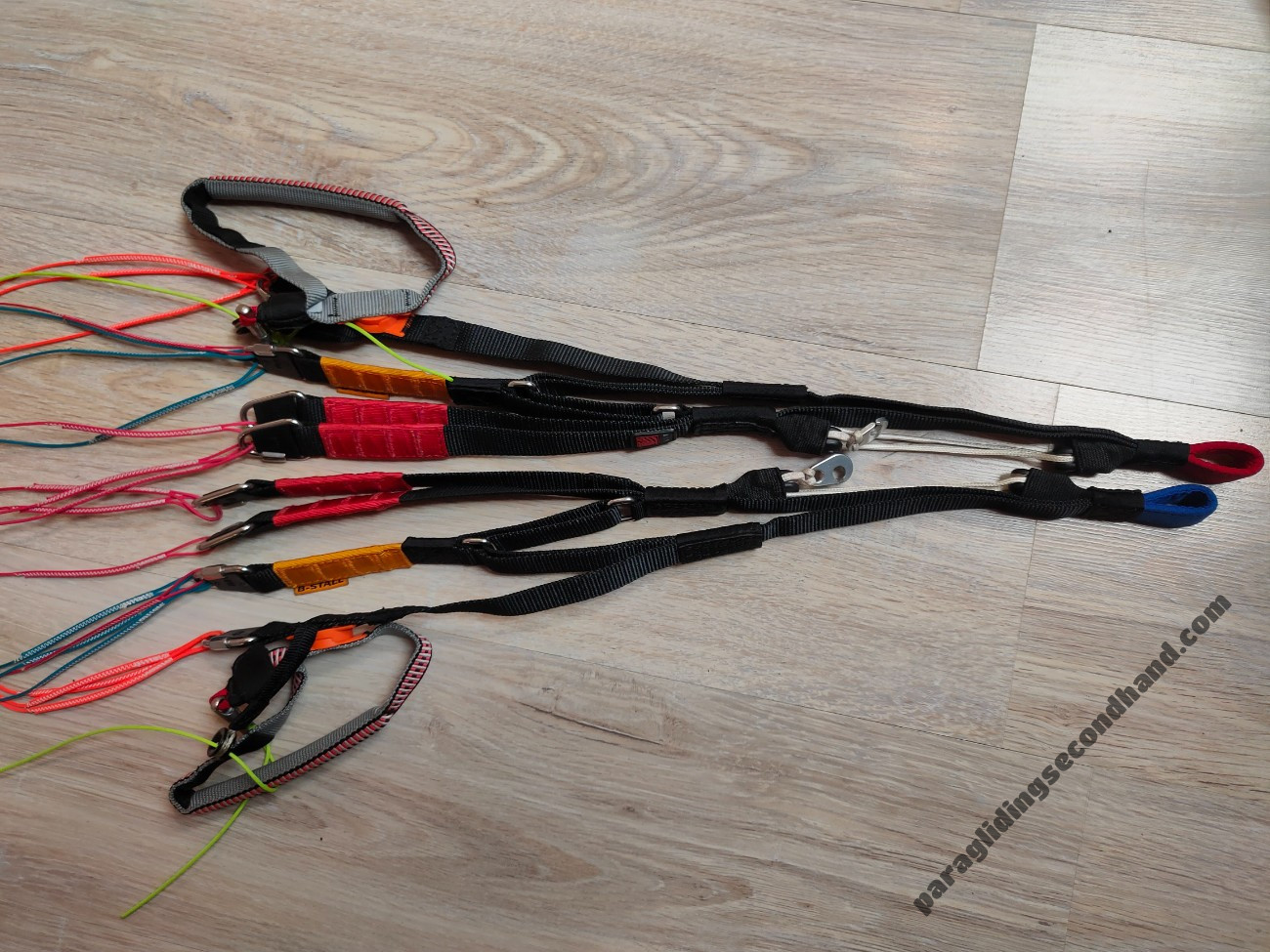 GIN Gliders Bolero 6, S, 2017, (75-100kg), 30h - Imagen 6