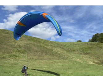 New Paraglider Flow Cosmos 2 (low En B) + Harness GIN Verso 3 (reversible) + Resque GIN Yeti Cross 2 +... All M size
