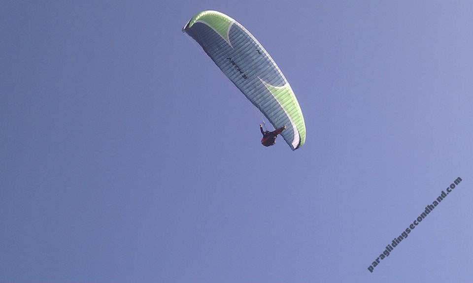 Niviuk Artik 3, 27, 2012, (90-105kg), 70h - Image 2