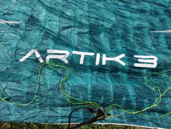 Niviuk Artik 3, 27, 2012, (90-105kg), 70h
