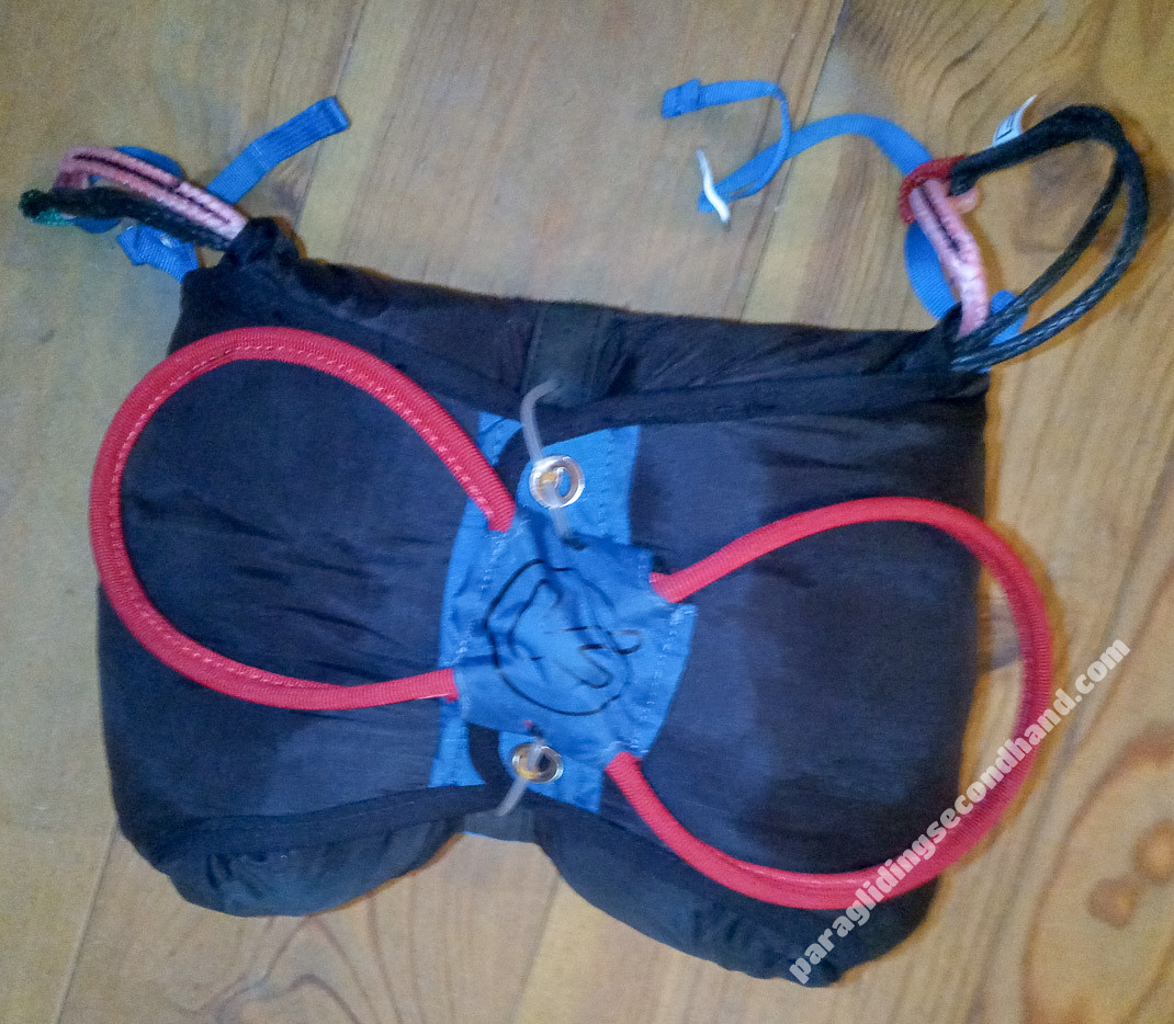 Parachute de secours Kortel Design Krisis Karré 100 2023/07 avec Kontainer V4 ventral 2/2