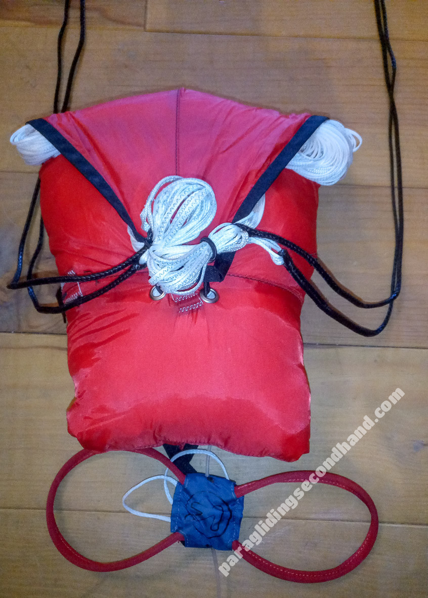 Parachute de secours Kortel Design Krisis Karré 100 2023/07 avec Kontainer V4 ventral 2/2 - Image 4