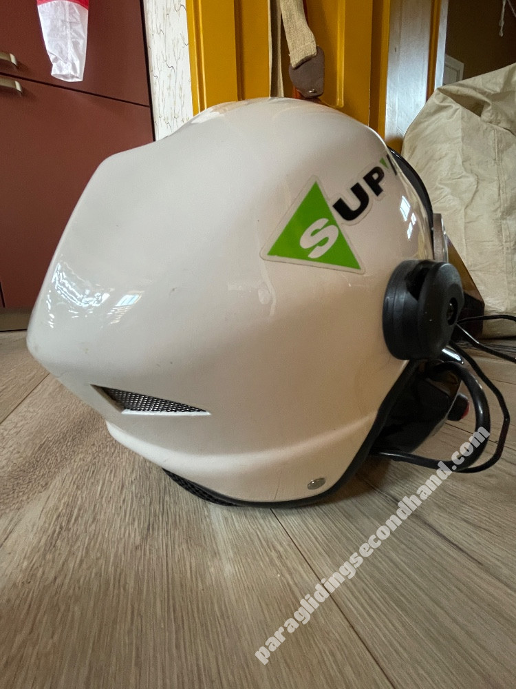 Paramotor helmet, clean and free of scratches - Image 6