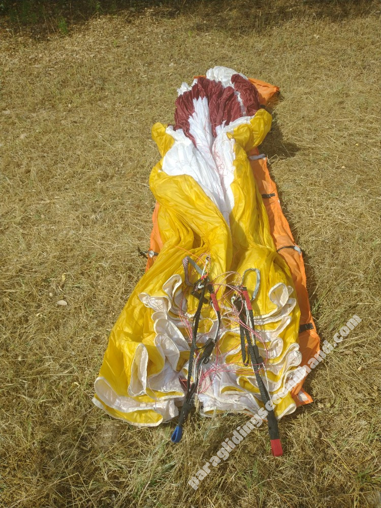 GIN Gliders Bonanza 3, XS, 2023, (75-90kg), 60h