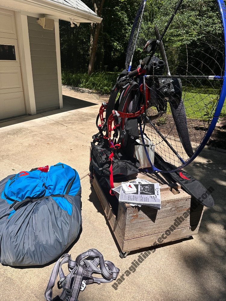 Blackhawk paramotor Black Devil 172 +DaVinci Ballad 2 + extras - Image 8