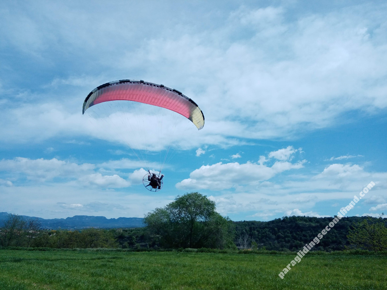 Complete Paramotor Kit – TECHNO-FLY OCTAGON 190 + DUDEK SOLO 24 + SPARE PARACHUTE and READY TO FLY