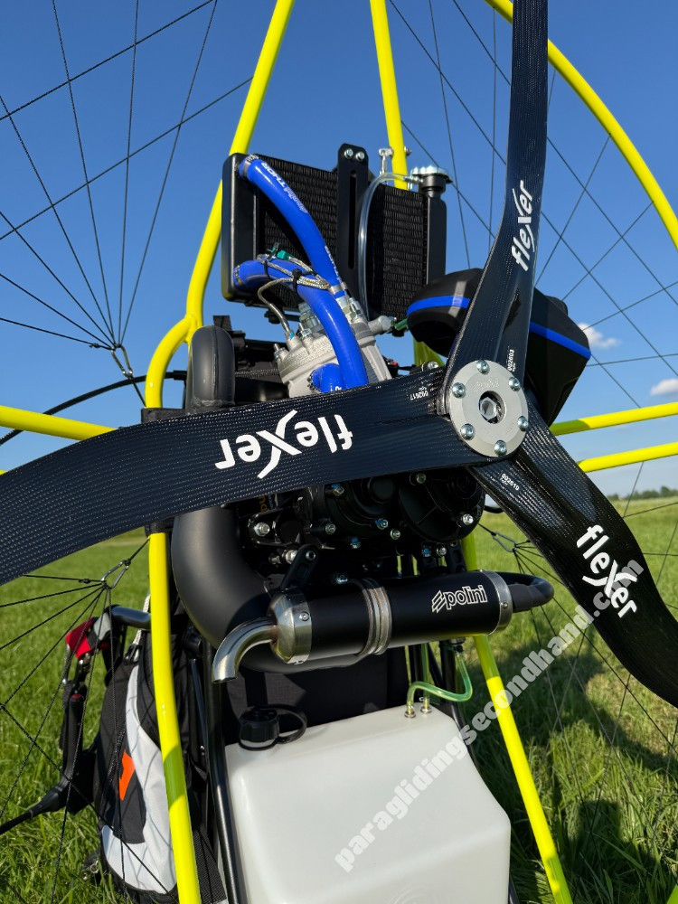 NEW PPG Paramotor with Polini Thor 202 engine