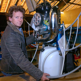 PARAJET ROTARY MOTOR AND MANY OTHER COLLECTIBLE PARAMOTORS TO START A MUSEUM.