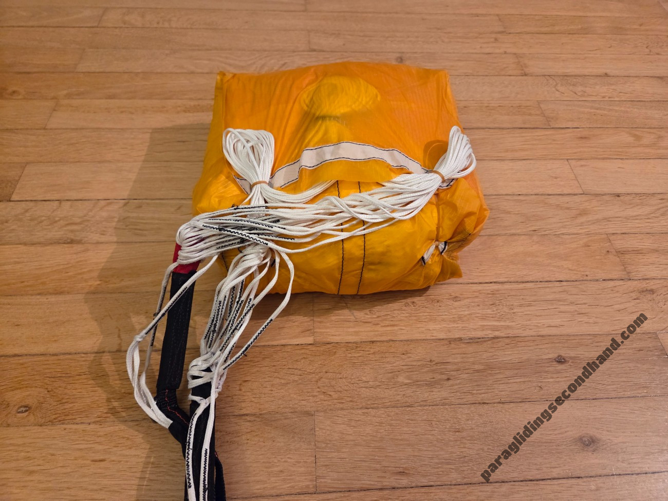 High Adventure Beamer 2 - steerable rescue parachute - Изображение 9
