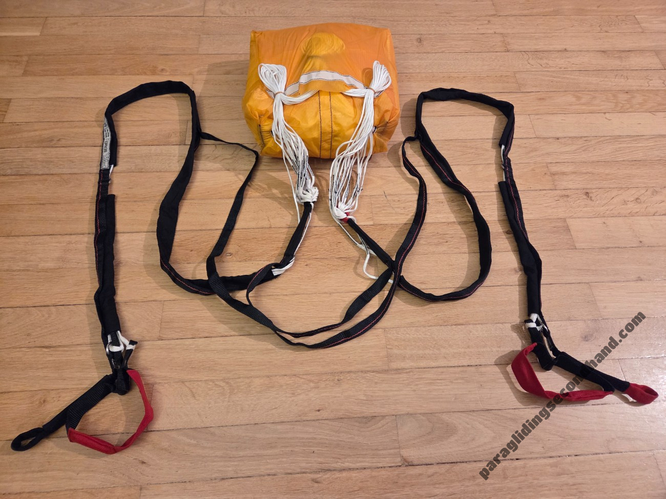 High Adventure Beamer 2 - steerable rescue parachute - Изображение 7