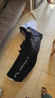 Advance Weightless, M