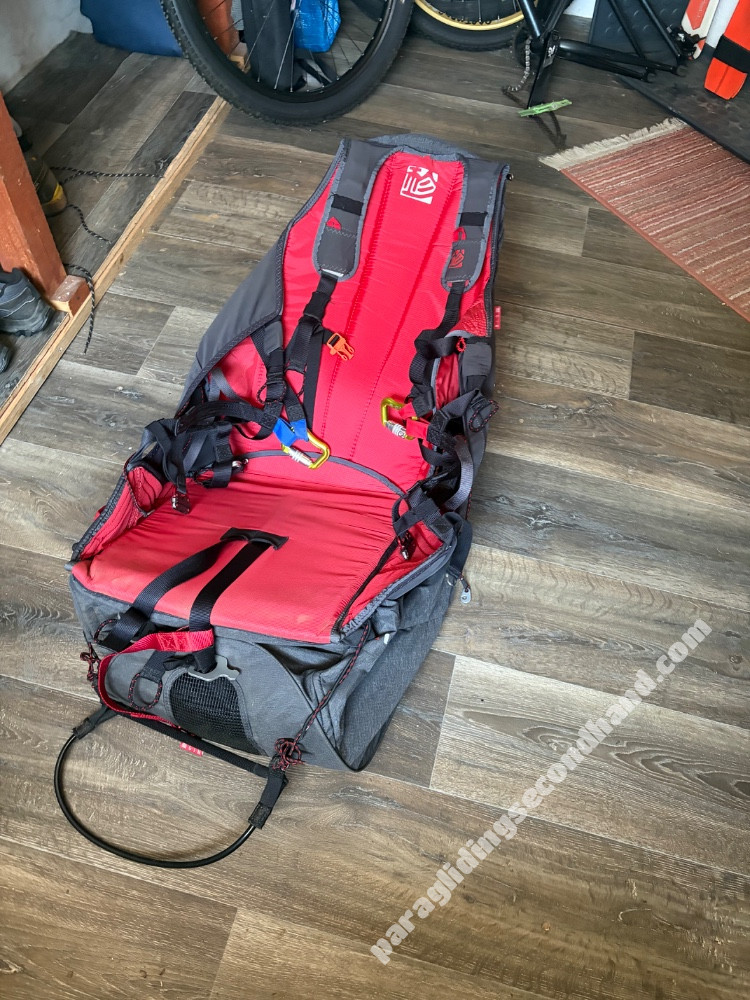 Gin Calypso M, Gin Verso 3 L, Gin Yeti UL L, Supair Cockpit Lite - Image 5