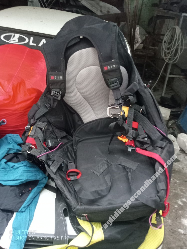 Gin Bolero 3 glider,Gin Dingo2 reversible harness,Gin One G 42 reserve - Image 3