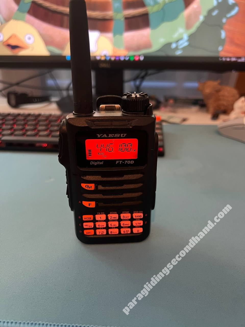 yaesu ft70d, almost new. - Image 2