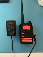 yaesu ft70d, almost new.