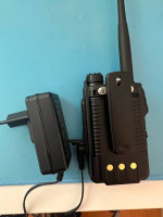 yaesu ft70d, almost new.