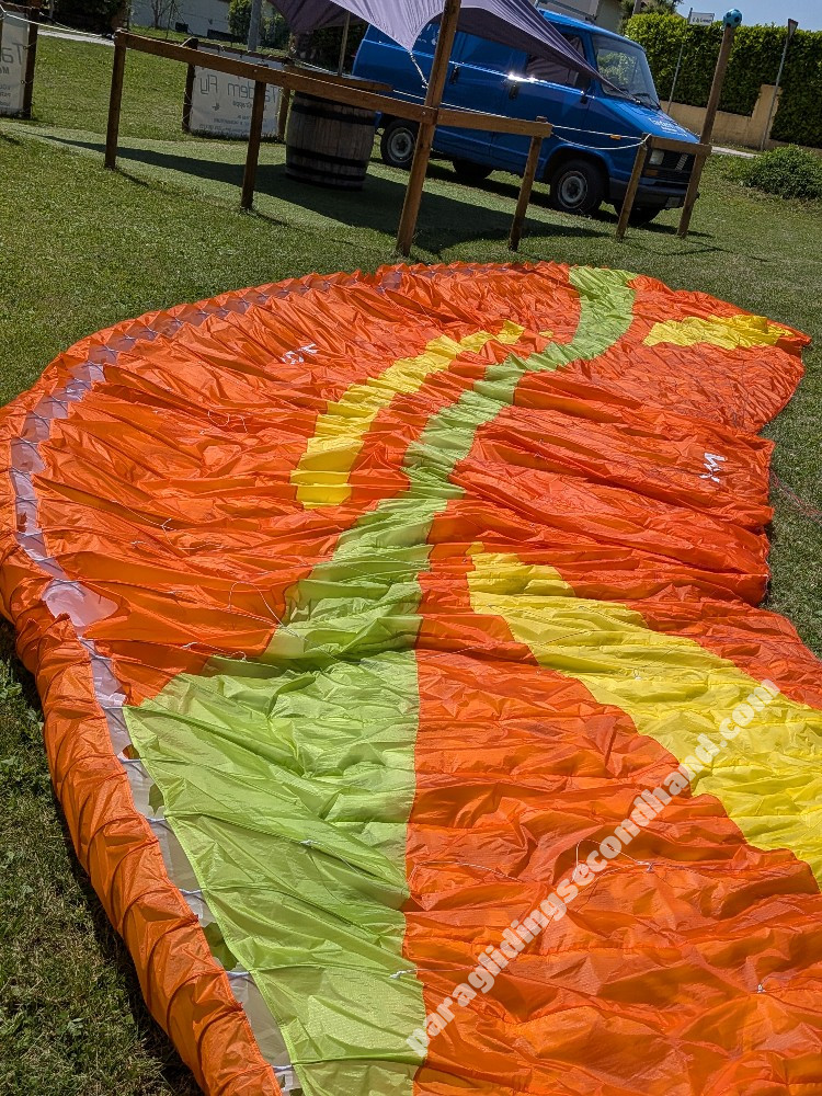 Zoom Paragliders X2C, 105, 2024, (85-107kg), 80h