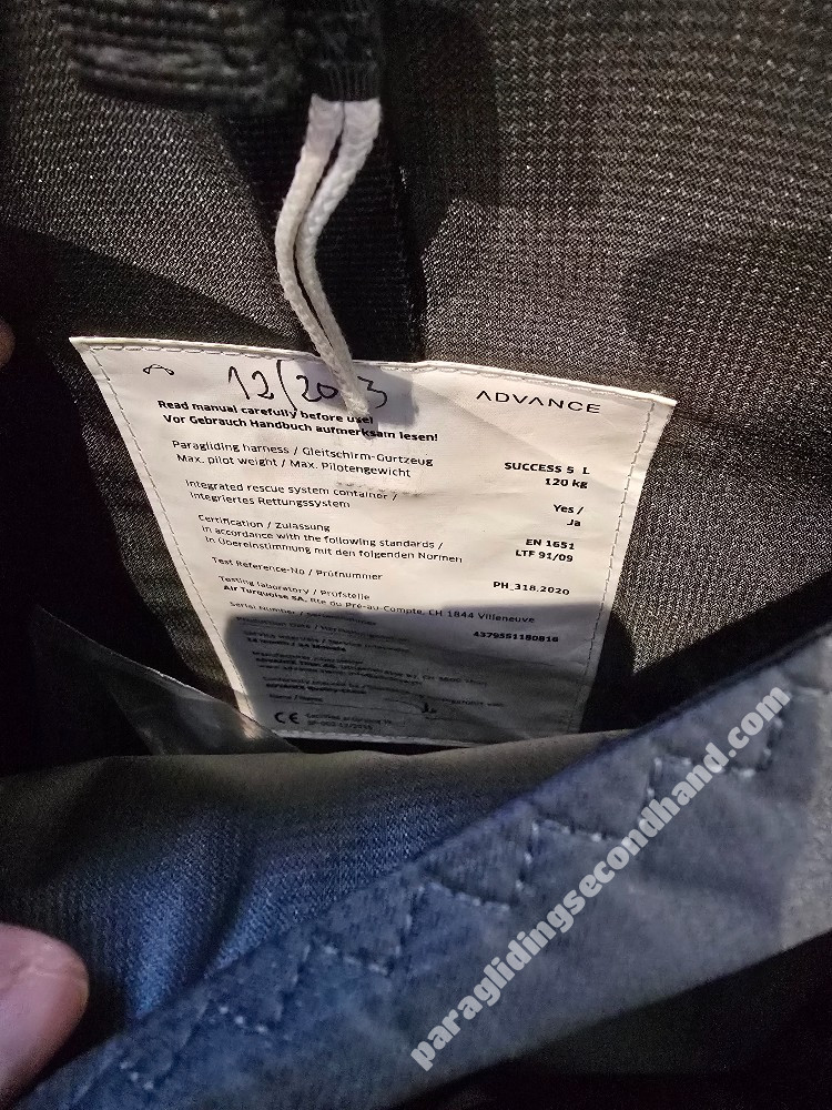 Zestaw paralotnia niskie B dla pilota 113 do 130kg. Praktycznie nówka. Advance epsilon DLS 30, succes 5, zapas, radio, wyczep, pokrowiec plecak - Kuva 7