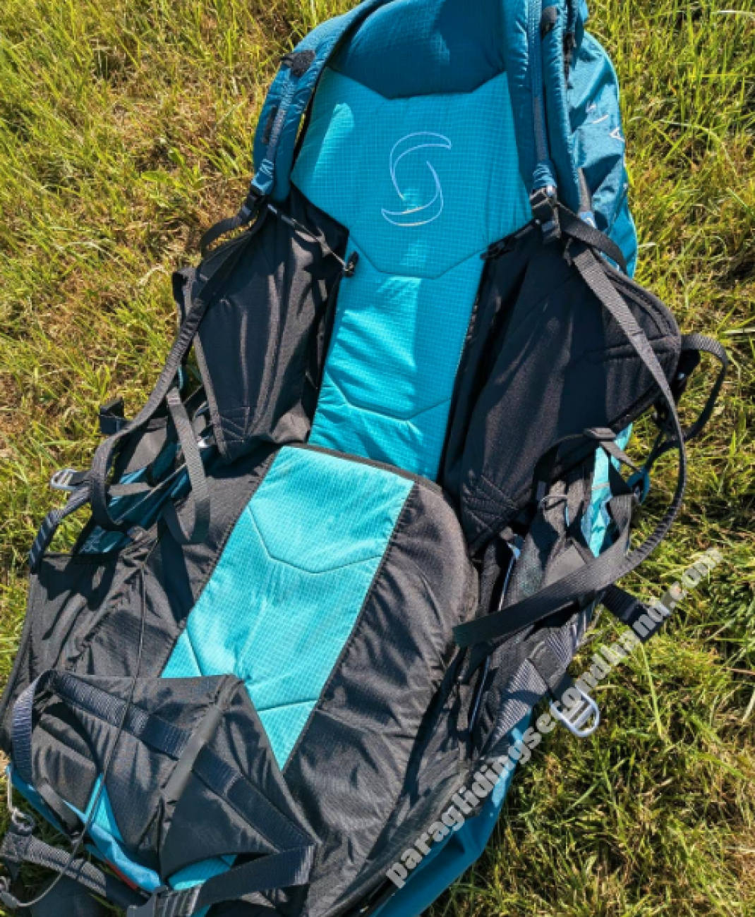 Niviuk Hook 6P 28 | Sup'Air Altirando Light 2 L Gleitschirm Set - Image 4