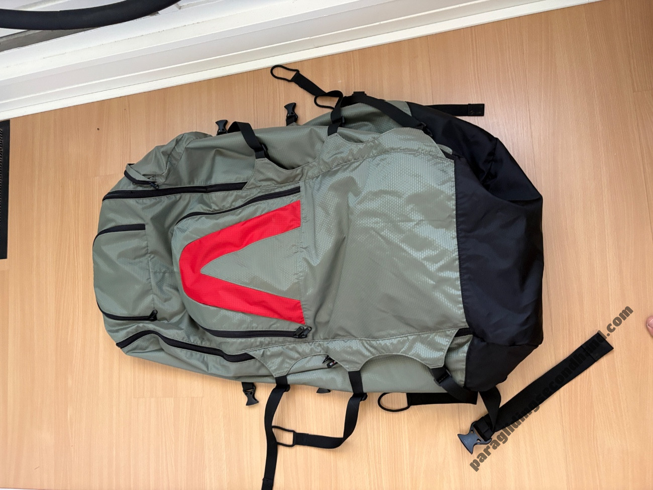 3 Paragliding Backpacks / Packsacks, 2 New + 1 Charly Easy Walk