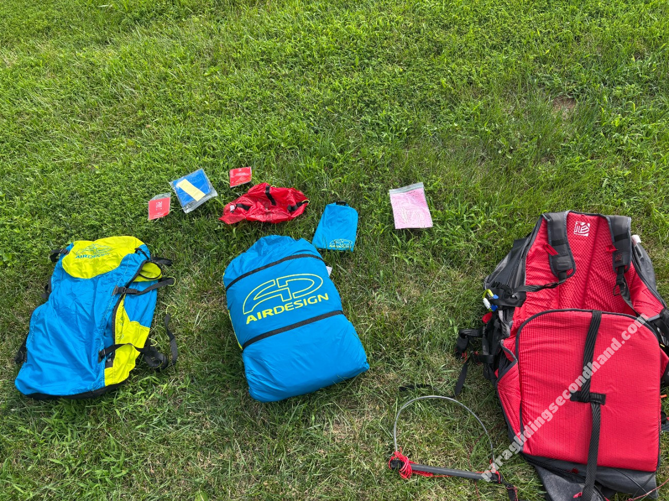 Never Flown - Full Ultralight Beginner's Kit with Air Design Eazy2 Super Light Wing, Gin Verso 3 Harness, and Gin Yeti UL Emergency Parachute