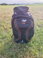 Advance xi 27 + Retter + Gurtzeug +Packsack + Vario