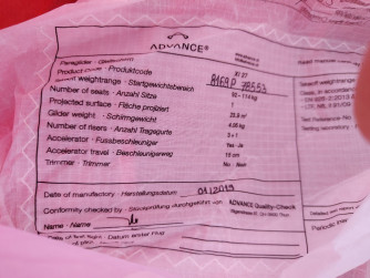 Advance xi 27 + Retter + Gurtzeug +Packsack + Vario