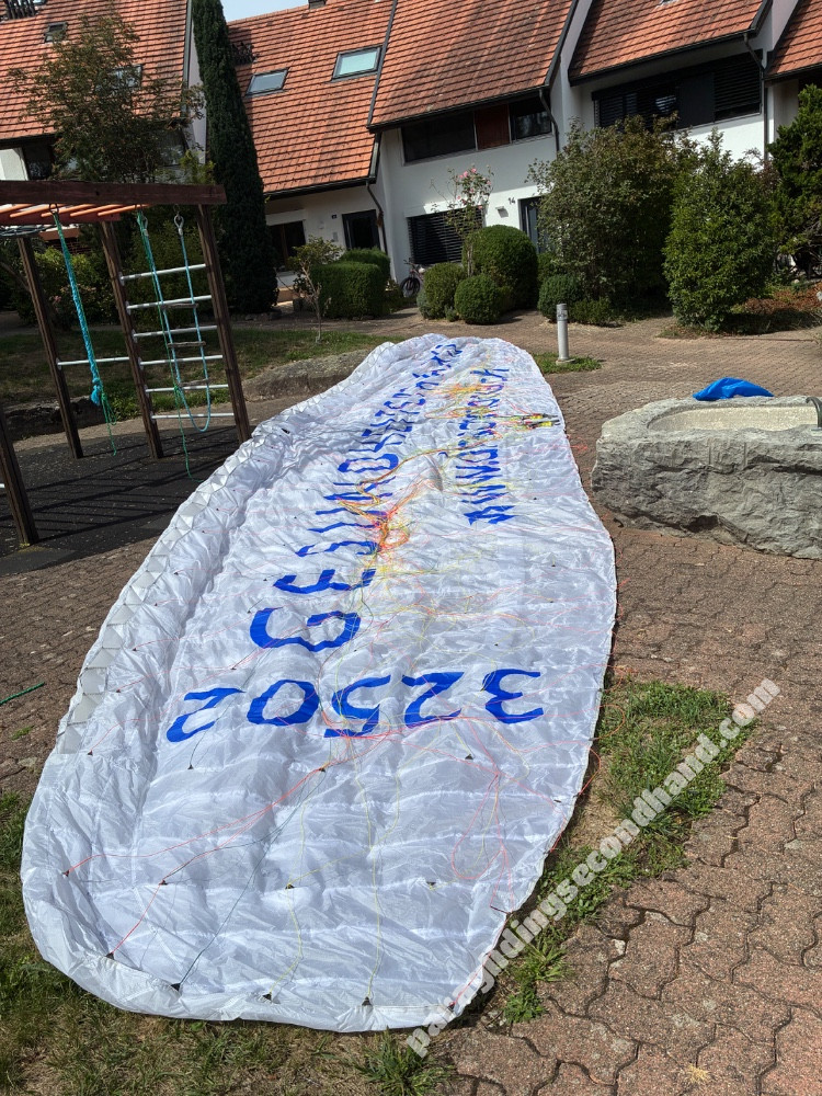 Paraglider Leeloo 2, S, 2025, (70-85kg), 60h - Image 3