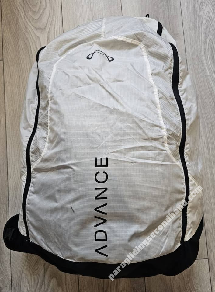Advance Weightless, M, 2025 - Image 6