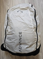 Advance Weightless, M, 2025