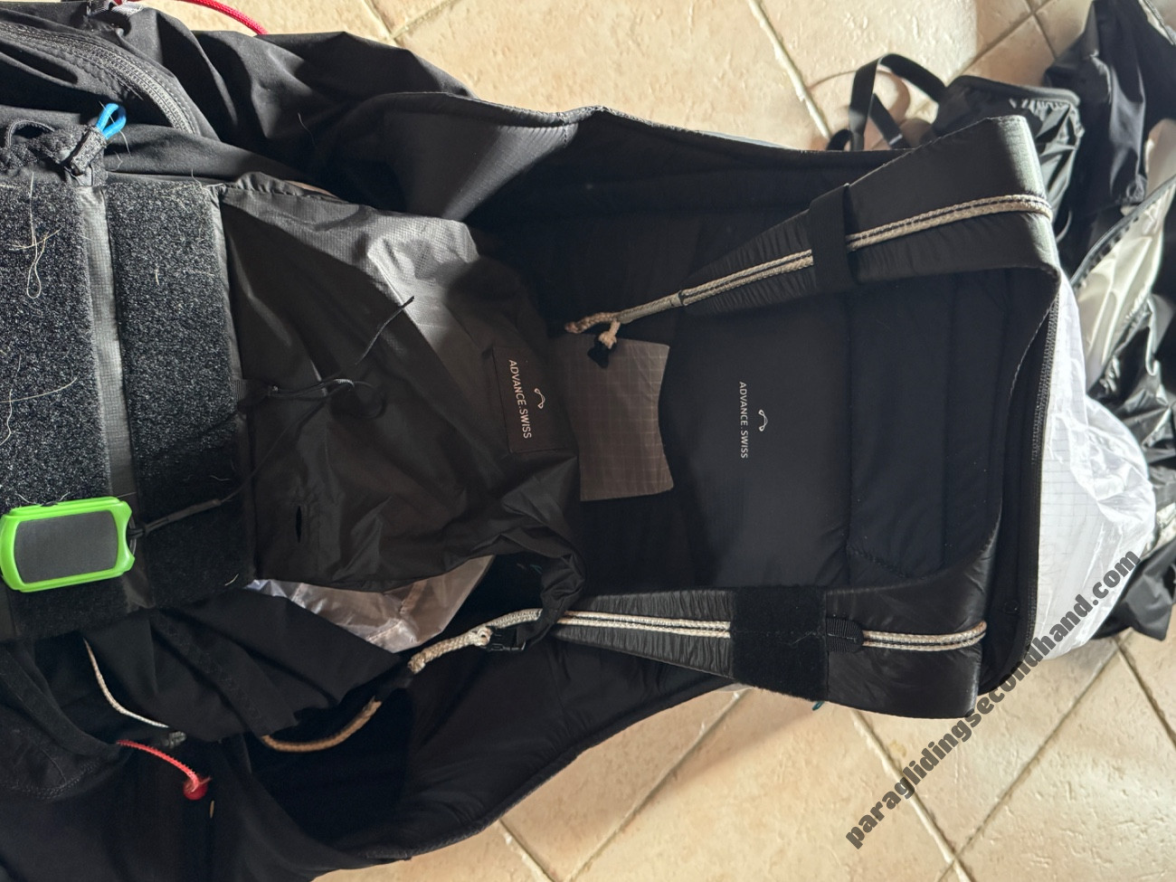 Advance Weightless, L, 2025 - Image 4