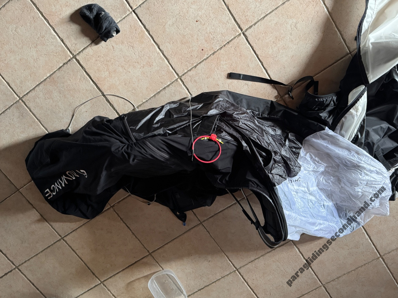 Advance Weightless, L, 2025 - Image 6