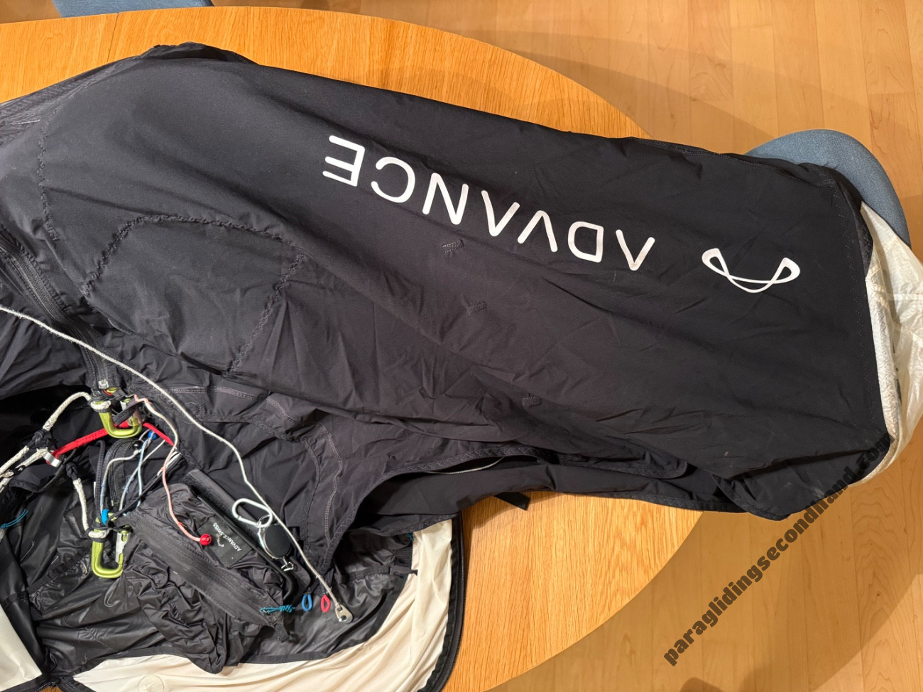 Advance Weightless, L, 2021 - Image 3