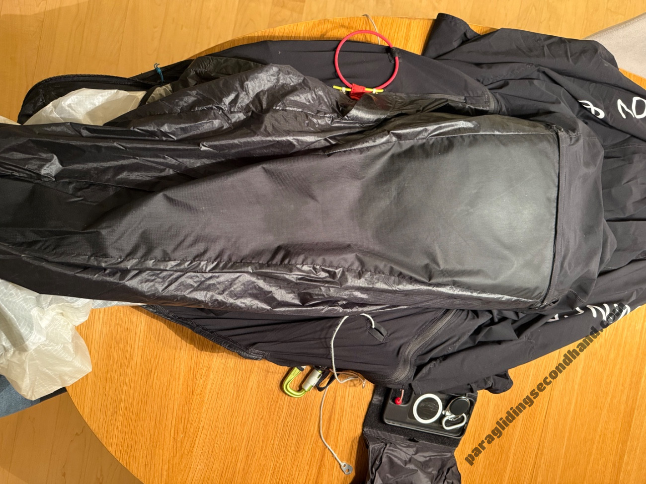 Advance Weightless, L, 2021 - Image 5