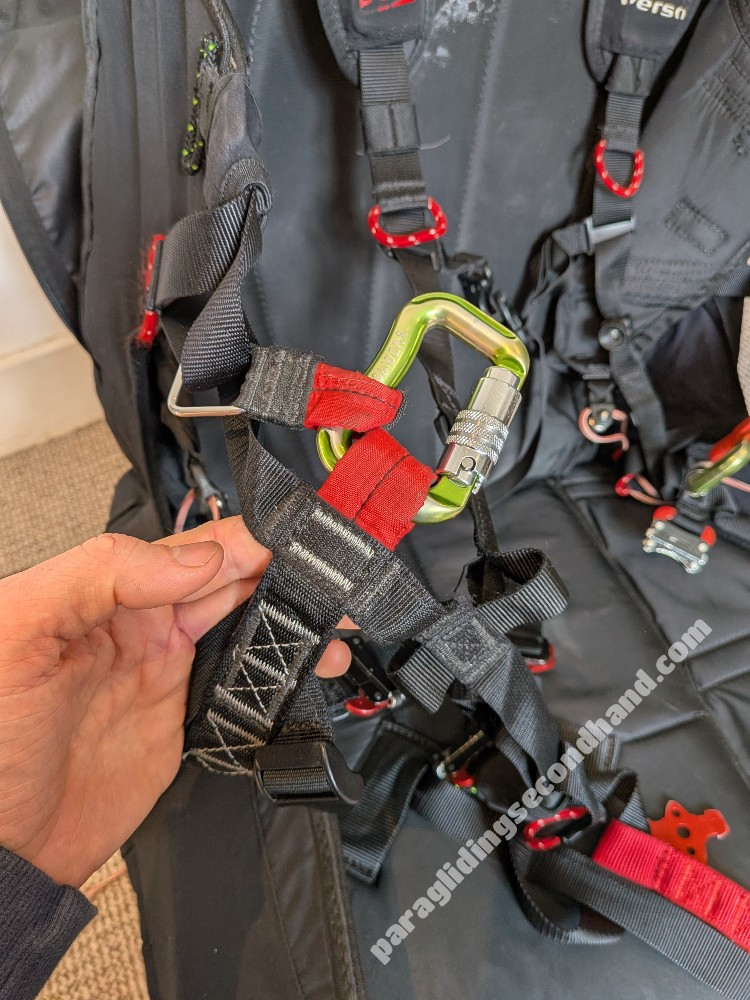 Full beginners kit -Niviuk Koyot 2, Gin Verso harness, reserve, travel bag, compression sack - Image 7