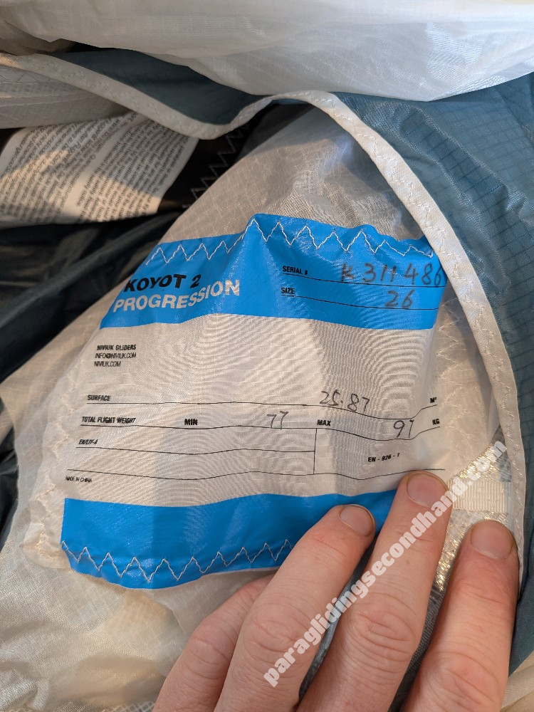 Full beginners kit -Niviuk Koyot 2, Gin Verso harness, reserve, travel bag, compression sack - Image 6