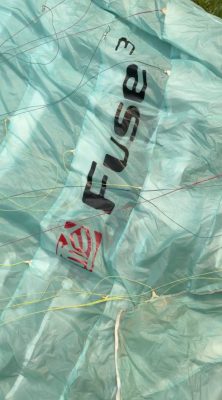 GIN Gliders Fuse 3, 41, 2004, (90-220kg), 80h