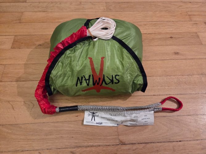 Independence Ultra Cross 100 + Skyman front container