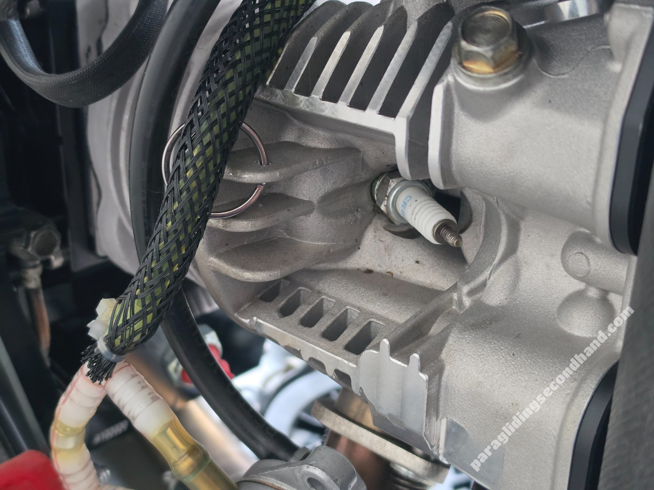 EOS Quattro dual start four stroke engine with 20 hours - Imagen 4