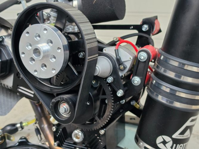 EOS Quattro dual start four stroke engine with 20 hours